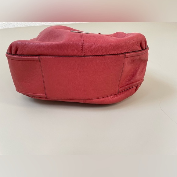 Coach Vibrant Coral Leather Hobo Bag NWOT - Picture 3 of 8